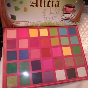 Alicia pallet